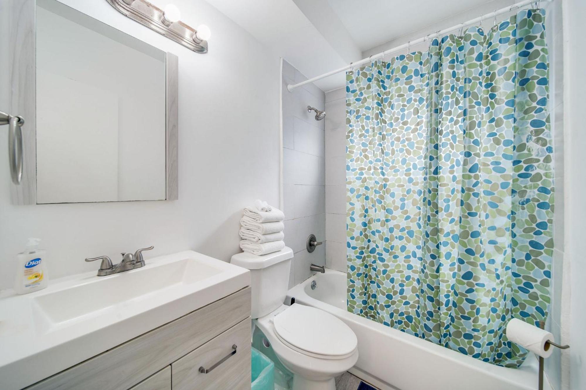 Beachy 1 B/R, W/2 Queen Beds, On Ocean Drive Beach Miami Beach Bagian luar foto