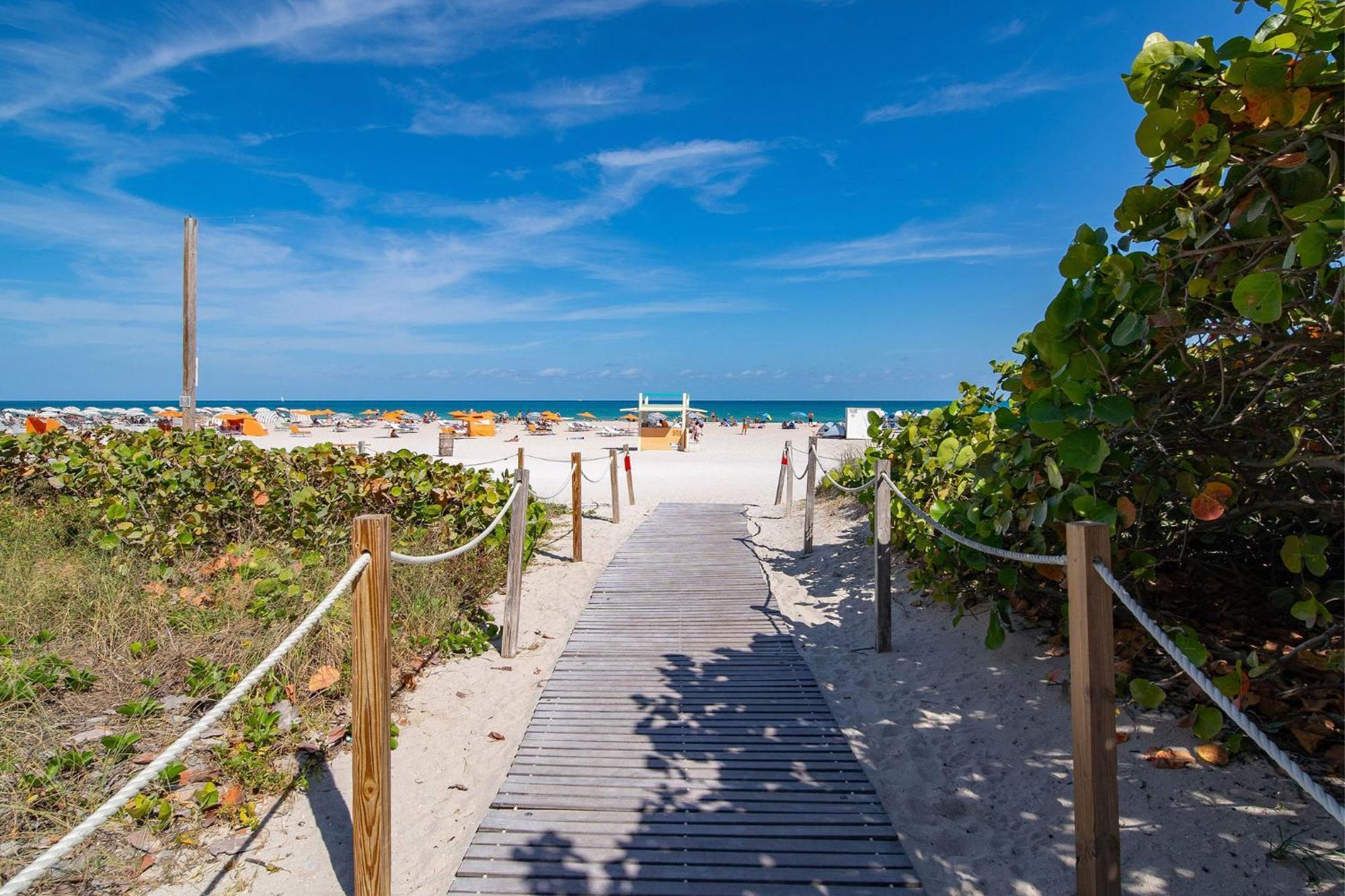 Beachy 1 B/R, W/2 Queen Beds, On Ocean Drive Beach Miami Beach Bagian luar foto